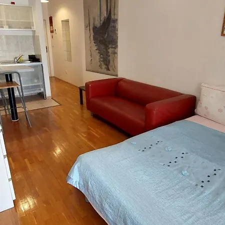 Apartament Jarak Center